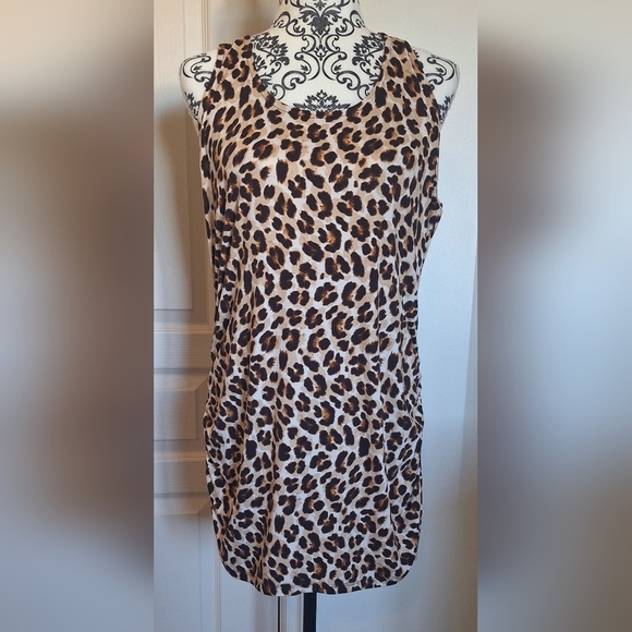 torrid Tops - Torrid size 2 leopard print top